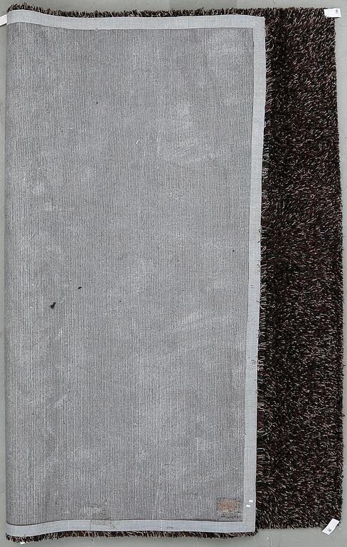 MATTA, rya, Kasthall, 2000-tal. Ca 310x260 cm.