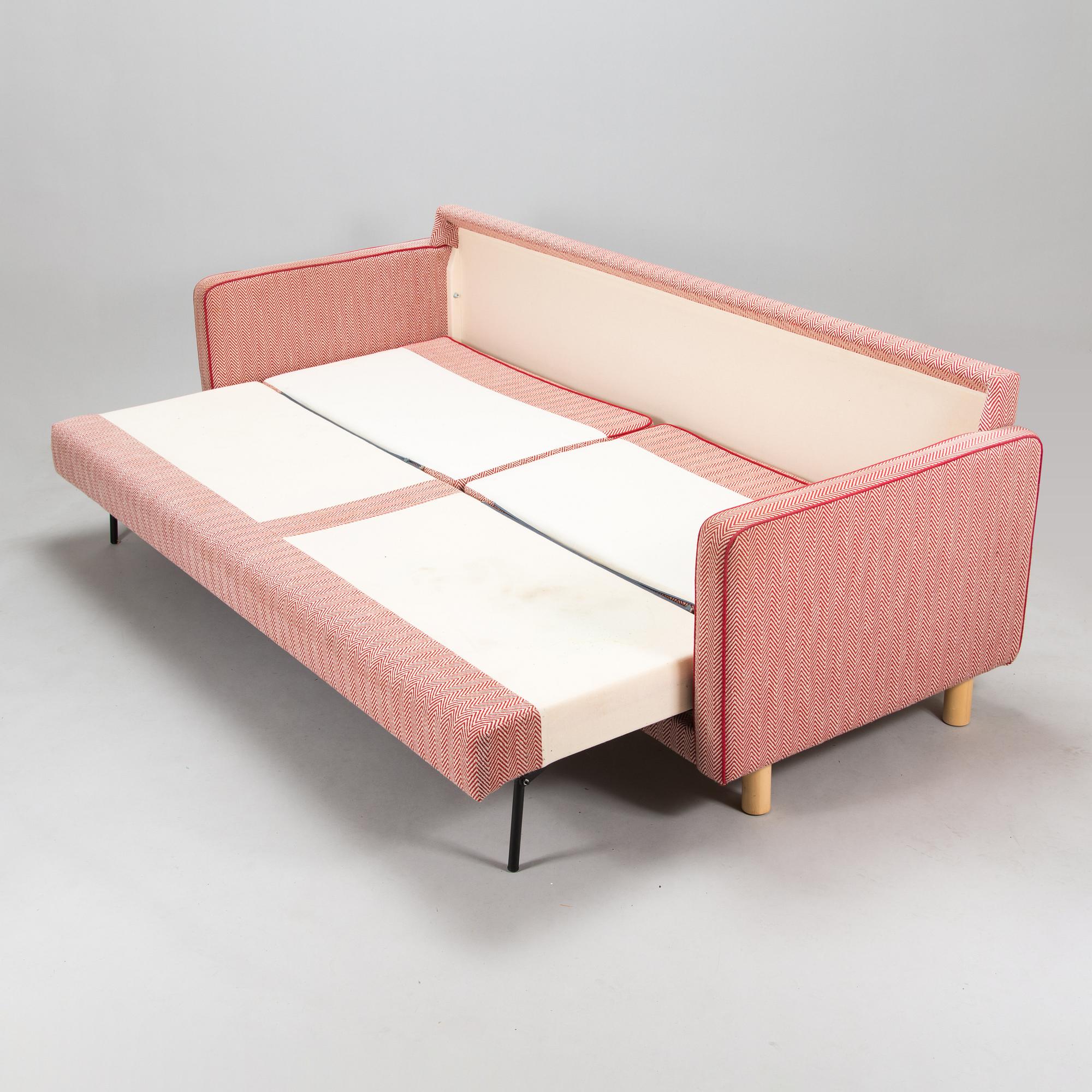 Vuodesohva, malli 550, Artek, 2000-luku. Malli muotoiltu v. 1994.