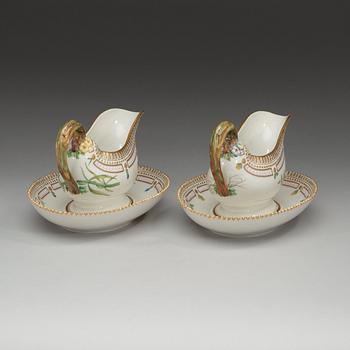A pair of Royal Copenhagen 'Flora Danica' sauce boats, Denmark, 20th Century.