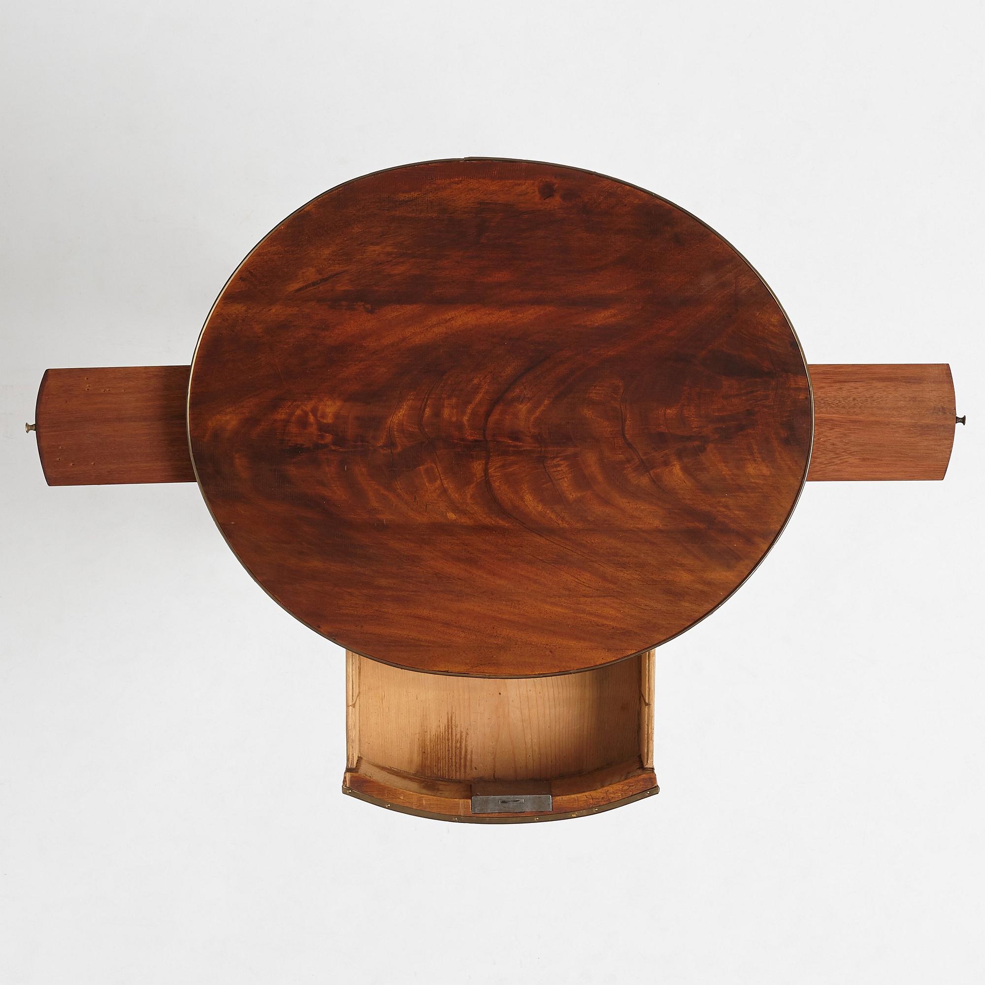 BORD, 1700-talets slut, Sengustavianskt.