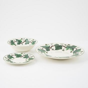 Mat- och kaffeservis, ca 77 delar, flintgods, "Napoleon Ivy", Wedgwood.
