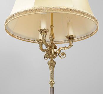 GOLVLAMPA, 1900-talets första hälft.