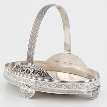 An American Sterling Silver Basket, mark of Gorham, Providence, Rhode Island, circa 1900.