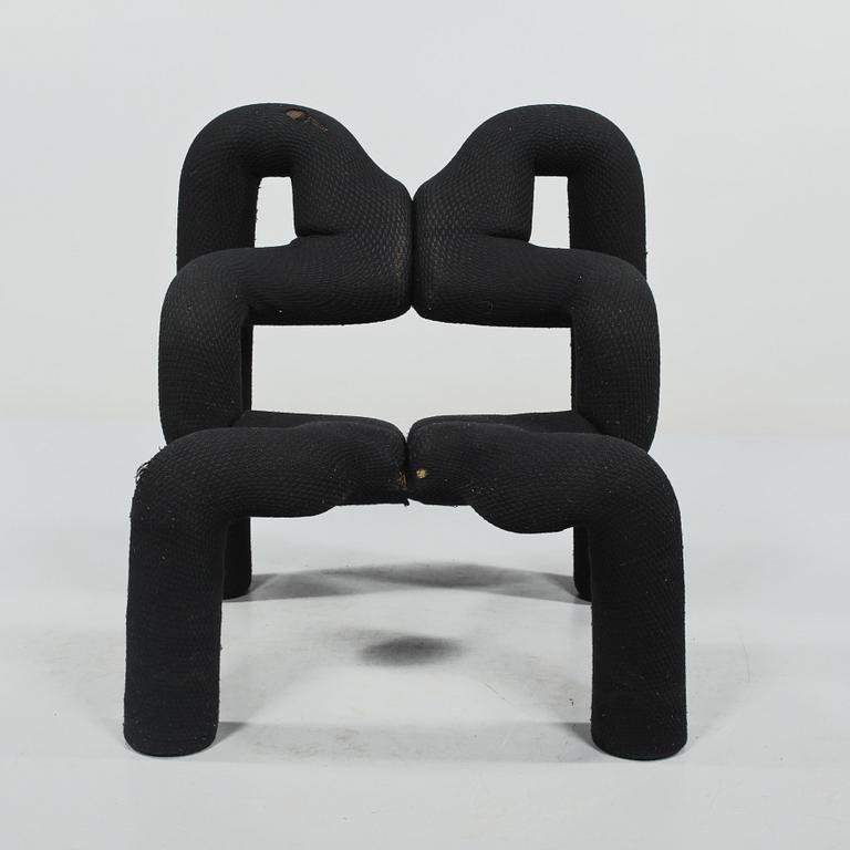 FÅTÖLJ, "Ekstrem", Terje Ekström, Stokke fabriker, Norge. Modellen formgiven 1984.