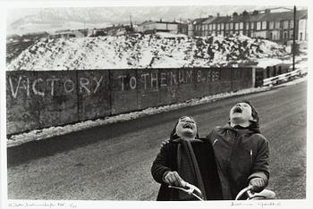 Marianne Grøndahl, gelatin silver print, signed 6/10.