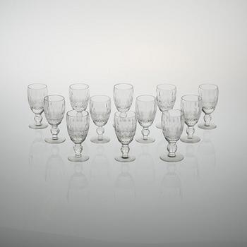 GLASSERVIS, 46 delar, 1900-talets senare hälft.