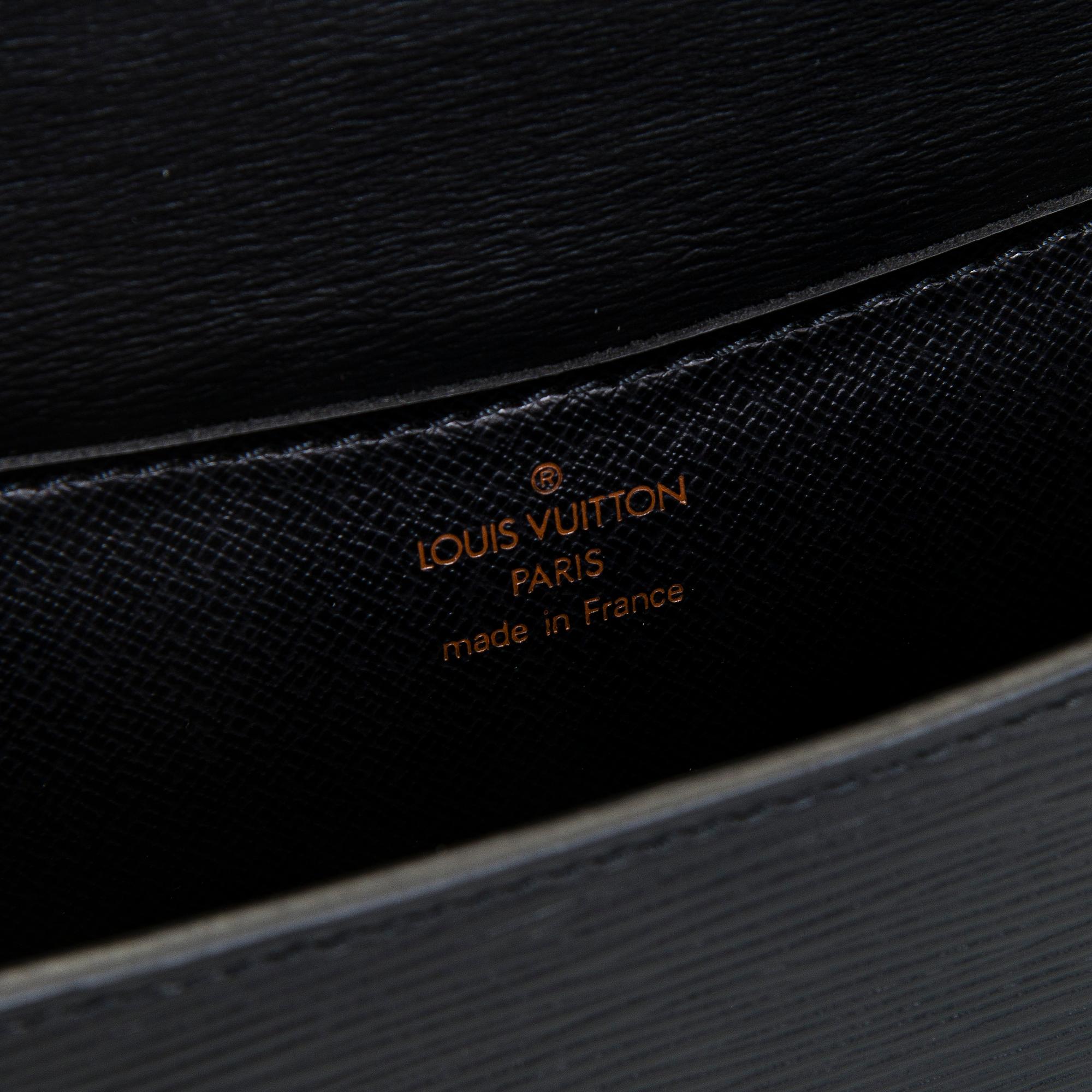 Louis Vuitton, a 'Grenelle' bag.