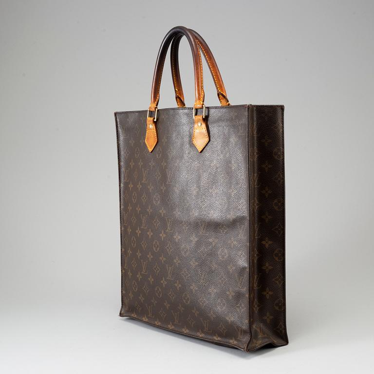 LOUIS VUITTON, 'Sac Plât'.