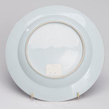 TALLRIKAR, 13 ST, porslin, Kina, Qianlong 1736-1795.