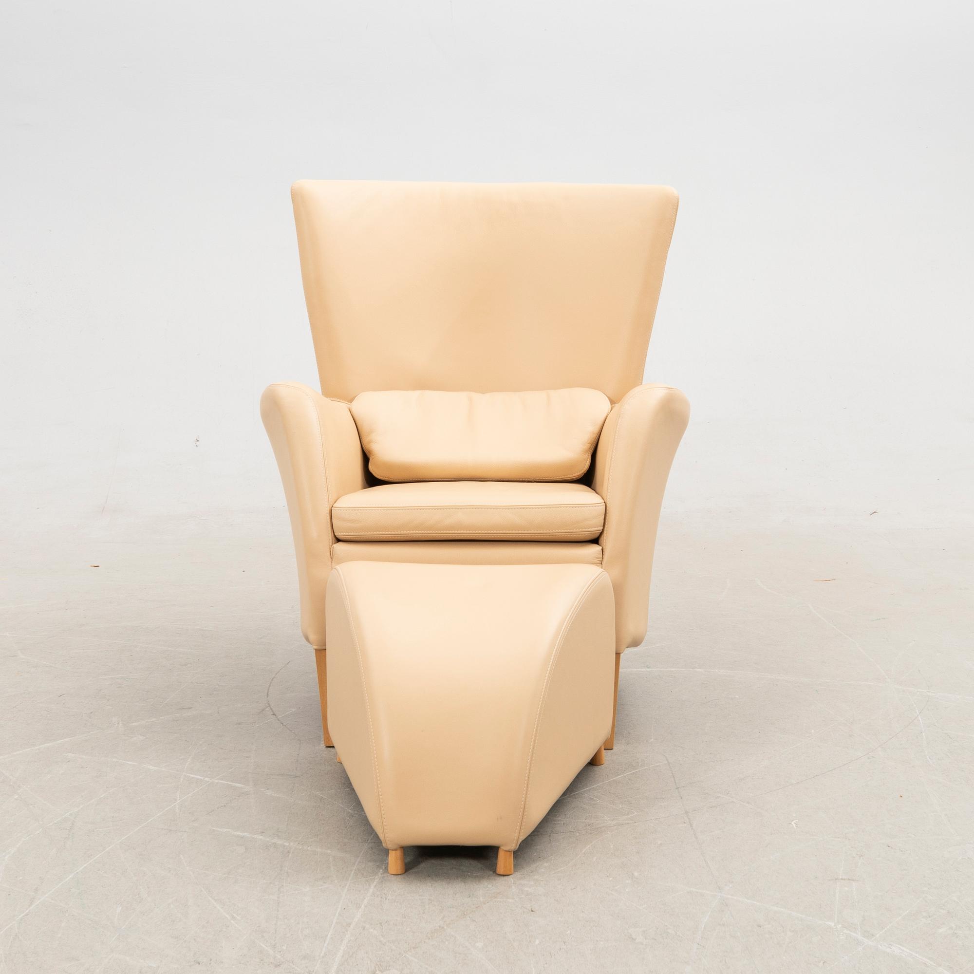 Fåtölj med fotpall, Jess Design, 2000-tal.