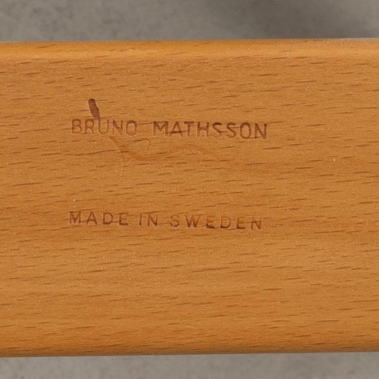 Bruno Mathsson, fåtölj, "Eva hög", Firma Karl Mathsson, Värnamo, 1900-talets mitt.