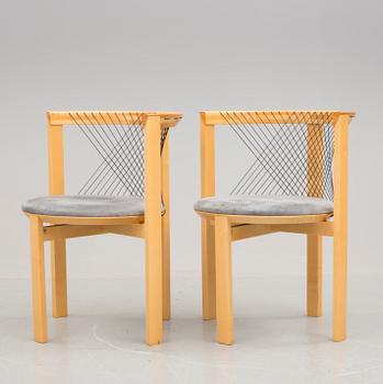 STOLAR, ett par, "String Chair", Niels Jörgen Haugesen, Danmark, 1900-talets andra hälft.