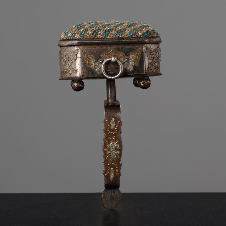 A Tula needle table clamp, early 19th century.