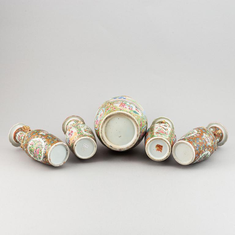 Five famille rose canton vases, Qing dynasty, late 19th century.