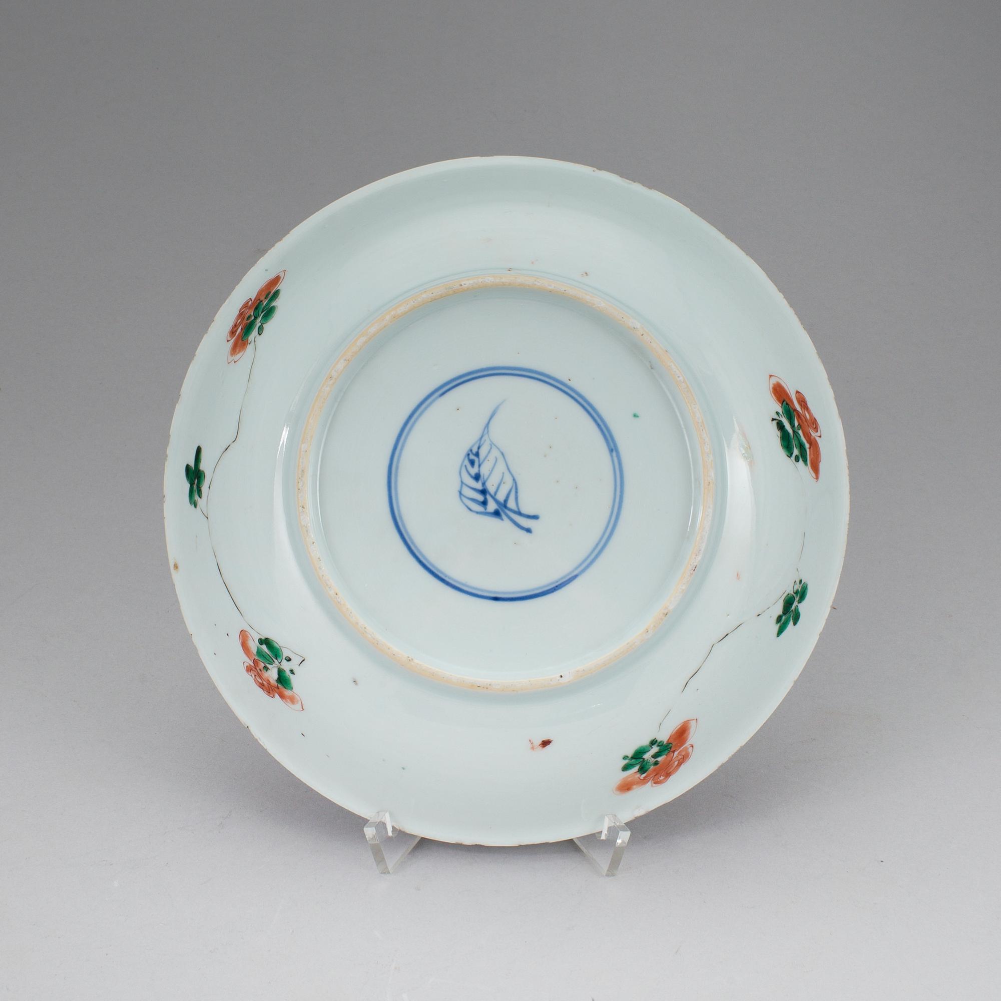 A CHINESE PORCELAIN DISH, in the Kangxi style, 19th century.
