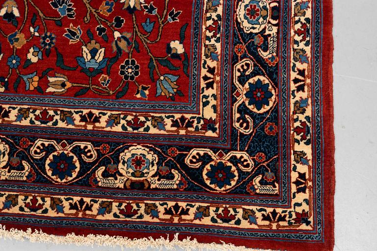 A carpet, antique/semi-antique, Teheran/Nain Tuteshk, ca 314 x 211 cm.