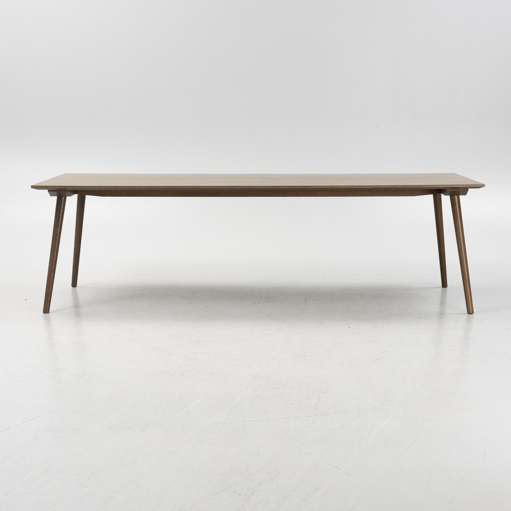 Sami Kallio, a 'In between SK6' dining table, &Tradition.