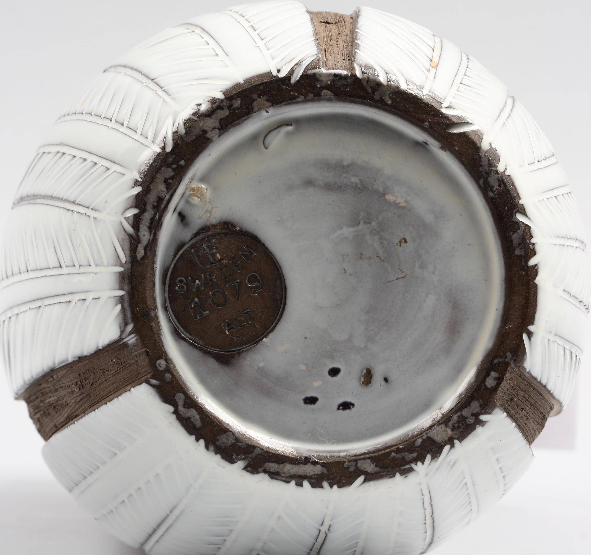 VAS, keramik. Upsala-Ekeby, Anna-Lisa Thomson.