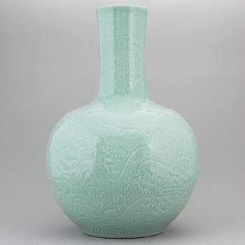 A large Chinese celadon glazed vase, second half of the 20th century.