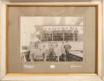 6 late 19th / early 20th century photos.