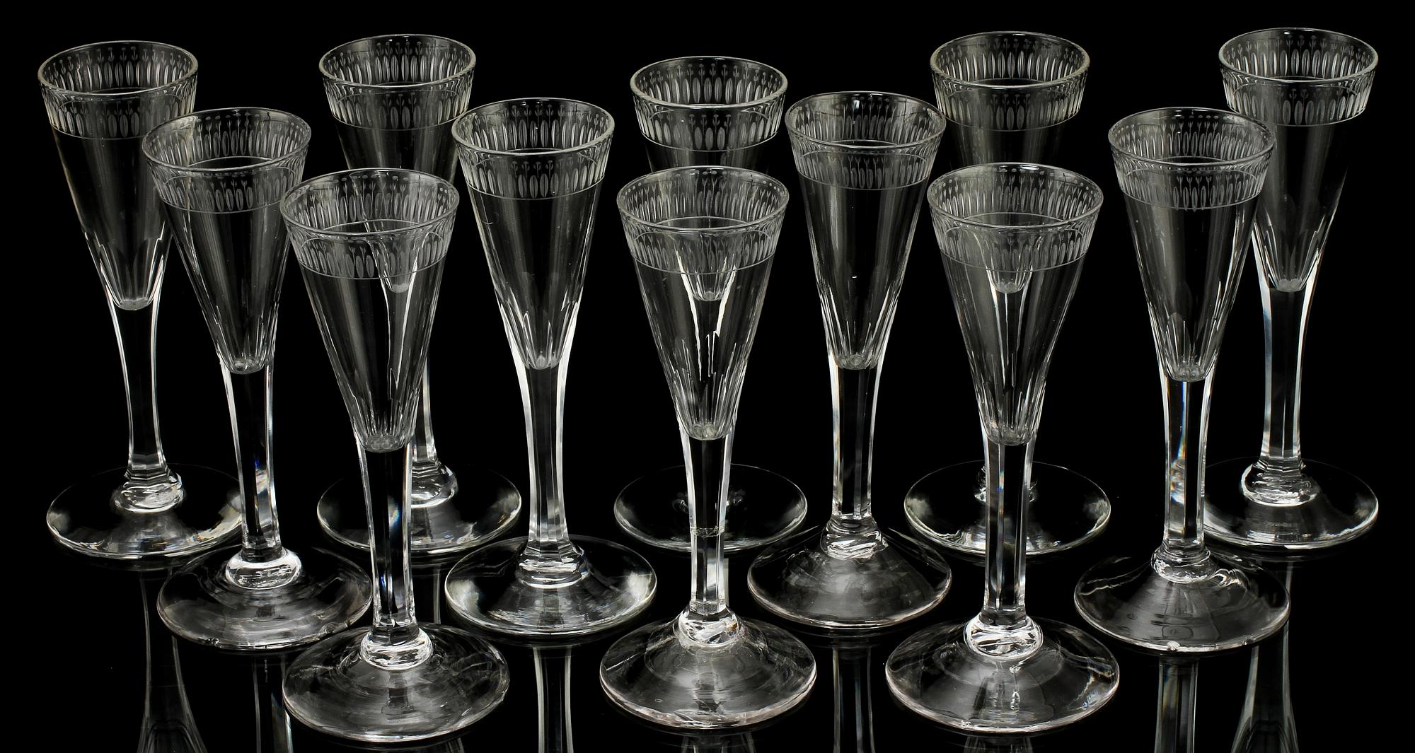 CHAMPAGNESTRUTAR, 12 st, glas, 1900-tal.
