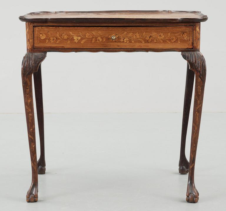 BORD, senbarock, Holland 1700-talets mitt.