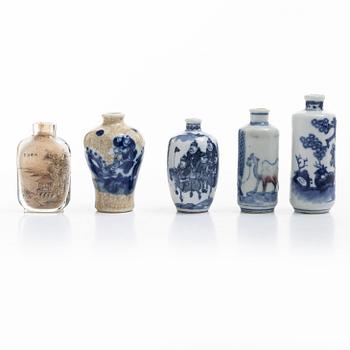A group lot of Chinese porcelain, Qing dynasty 18/20th century.