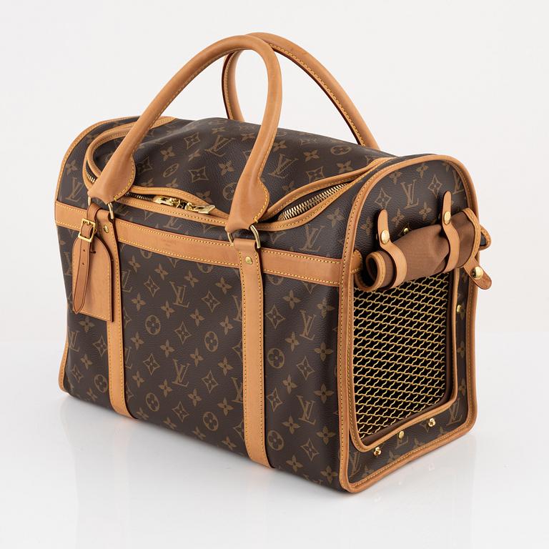 Louis Vuitton, a monogram canvas 'Sac Chien 40' dog bag, 2019.