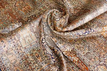 A carpet, Silk Kashmir, sk 24X24 297 x 186 cm.