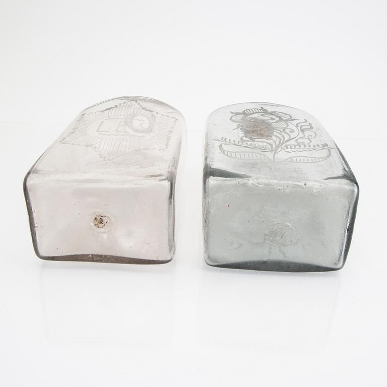 Karaffer 4 st 18/1900-tal.