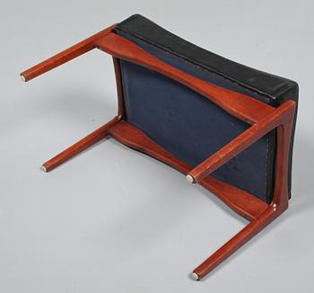 FOTPALL, "Siesta", Ib Kofod-Larsen för Ope, 1900-talets andra hälft.