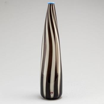 ANNE NILSSON, a glass vase, Orrefors, late 20th century.