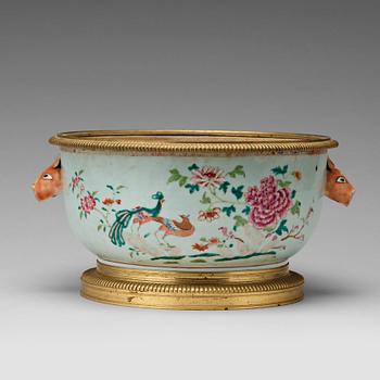 704. A famille rose 'double peacock' tureen, Qing dynasty, Qianlong (1736-95).