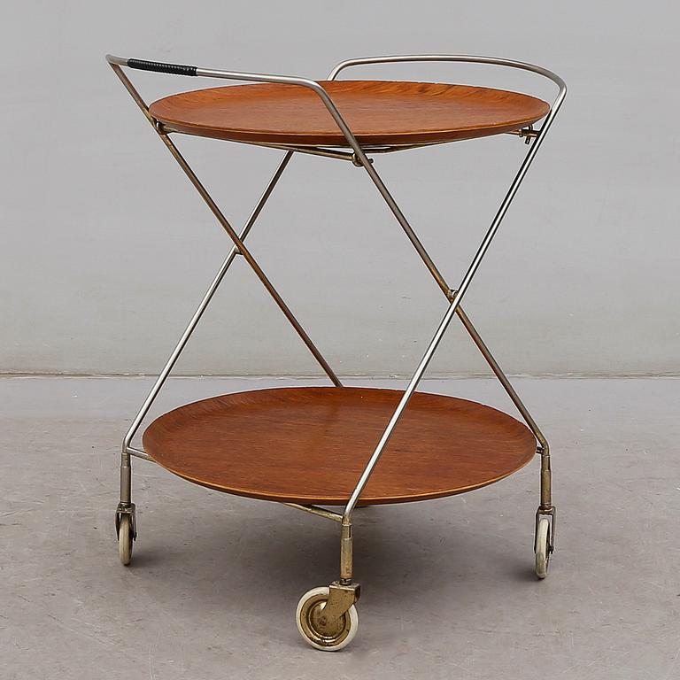 SERVERINGSVAGN, 1900-talets mitt.