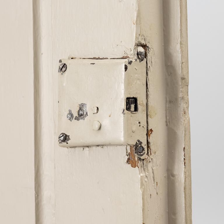 Cabinet, 18th and 19th century.