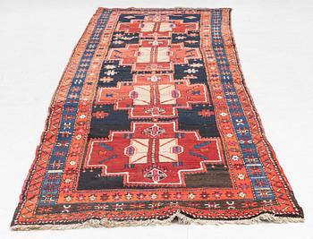 Gallery carpet, oriental, Northwest Persia, approx. 370 x 115 cm.