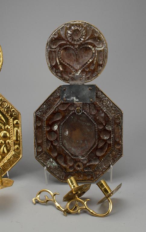 VÄGGPLÅTAR, ett par, mässing, barockstil, troligen sent 1800-tal.