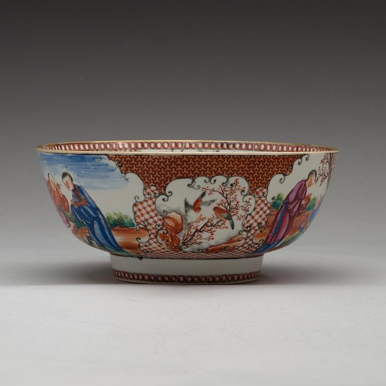 A famille rose punch bowl, Qing dynasty, Qianlong (1736-95).