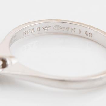 Brilliant cut diamond ring.