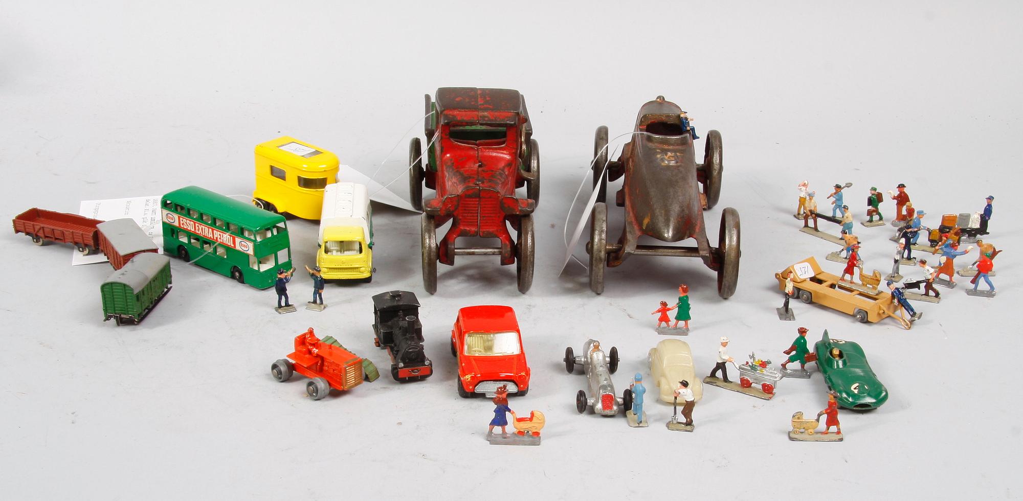 PARTI LEKSAKER, ca 20 delar.