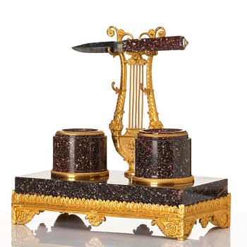 A Swedish porphyry and bronz ink stand, 19th century.