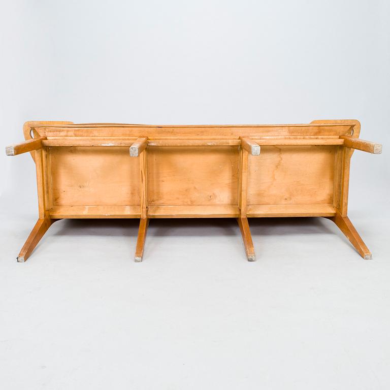 Risto-Veikko Luukkonen, a 1930s sofa/bench manufactured by Vakiopuu.