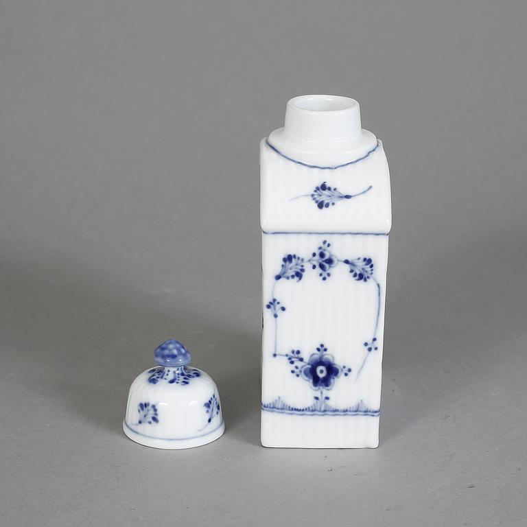 TEDOSA, "Musselmalet", Royal Copenhagen, 1894-1900.