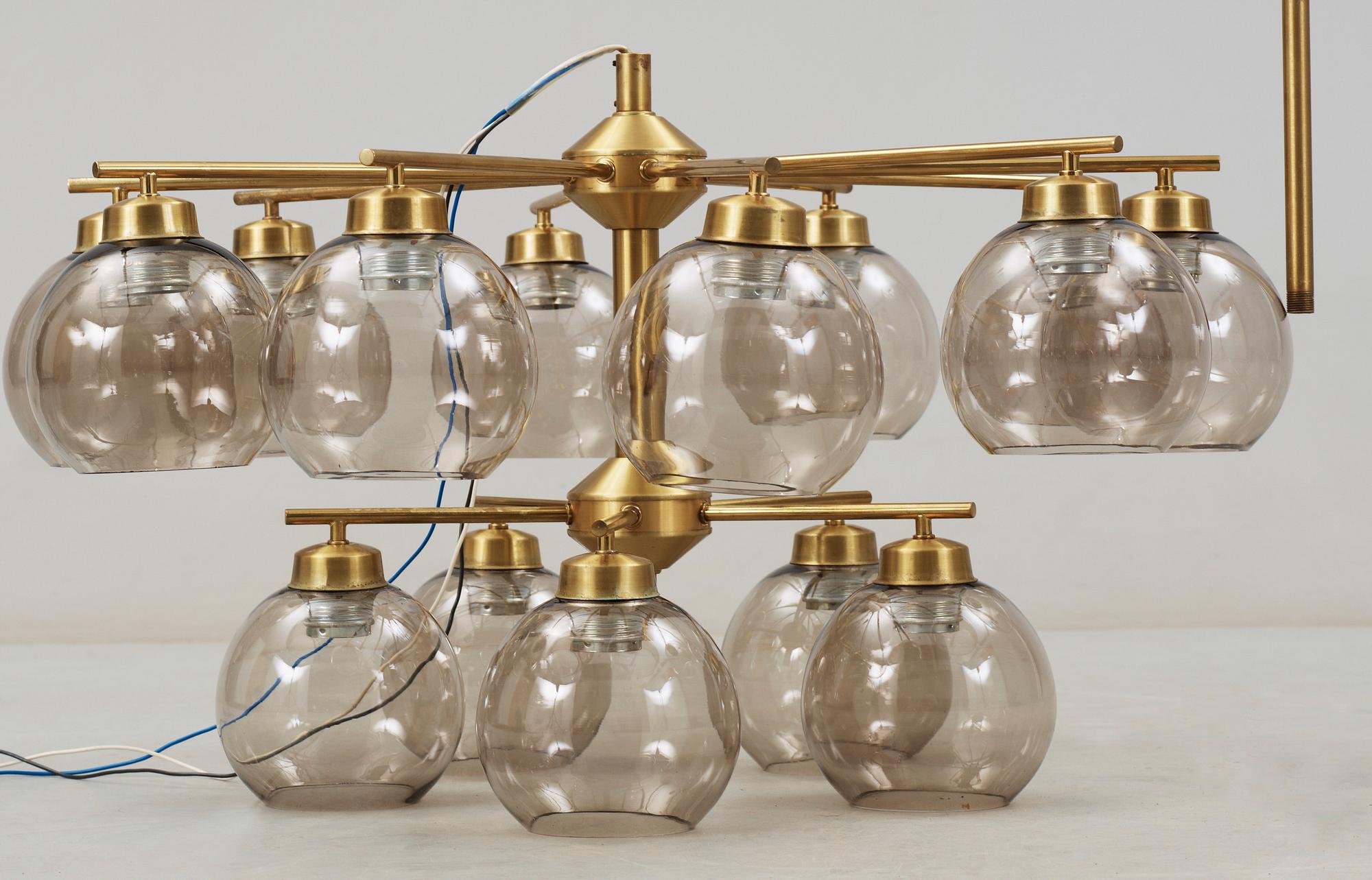 TAKLAMPA, möjligen Hans-Agne Jacobsson, 1900-talets andra hälft. Höjd ca 245cm.