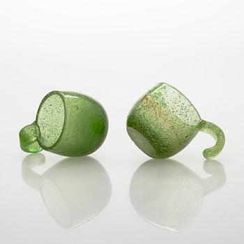 Oiva Toikka, boolimalja ja 7 lasia, "Iglu", signeerattu Oiva Toikka NNuutajärvi Notsjö, 1973-75.