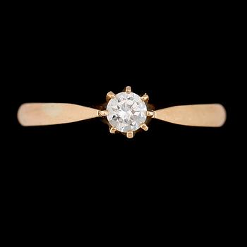 RING, 18K guld, NWN 1949, briljantslipad diamant 0.23 ct. Vikt ca 4 g.