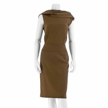 857. ALEXANDER MCQUEEN, a green wool dress, size 38.