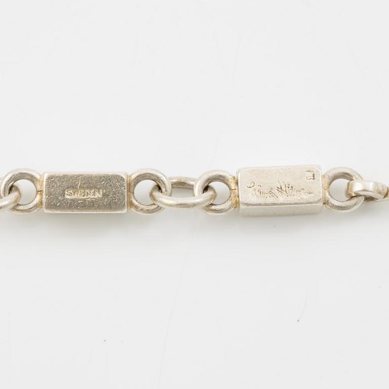 Wiwen Nilsson, necklace, ring and stick chain, sterling silver.