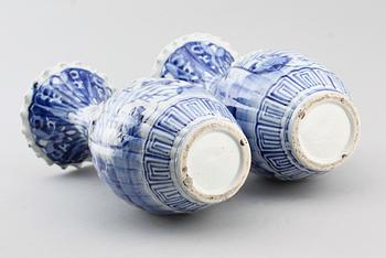 VASER, 1 par, porslin, Japan, 1900-tal.