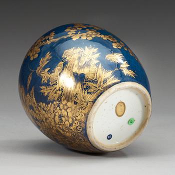 A powder blue jar, Qing dynasty, Qianlong (1736-95).